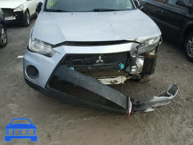 2010 MITSUBISHI OUTLANDER JA4JT3AX9AZ606235 зображення 9