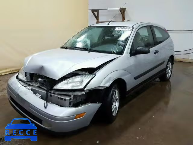 2000 FORD FOCUS ZX3 3FAFP3131YR246069 image 1