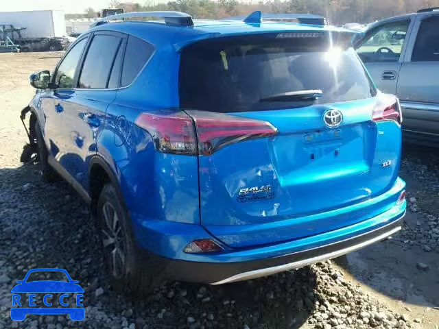 2016 TOYOTA RAV4 XLE JTMWFREV3GD089809 image 2