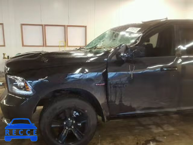 2017 RAM 1500 SPORT 1C6RR7HT4HS559062 Bild 8