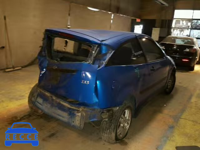 2000 FORD FOCUS ZX3 3FAFP3130YR136940 image 3