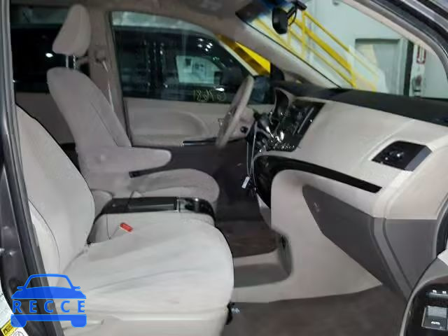 2013 TOYOTA SIENNA LE 5TDJK3DC3DS064993 зображення 4