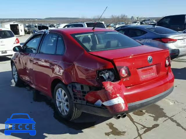 2010 VOLKSWAGEN JETTA LIMI 3VWAX7AJ2AM147352 image 2