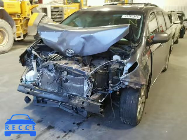 2013 TOYOTA SIENNA SPORT 5TDXK3DC9DS281751 image 1