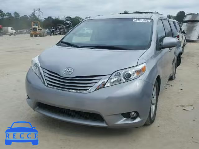 2015 TOYOTA SIENNA LE 5TDKK3DC5FS658167 image 1