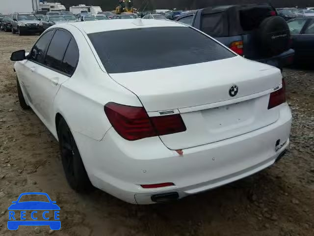 2011 BMW 740I WBAKA4C52BC612400 image 2