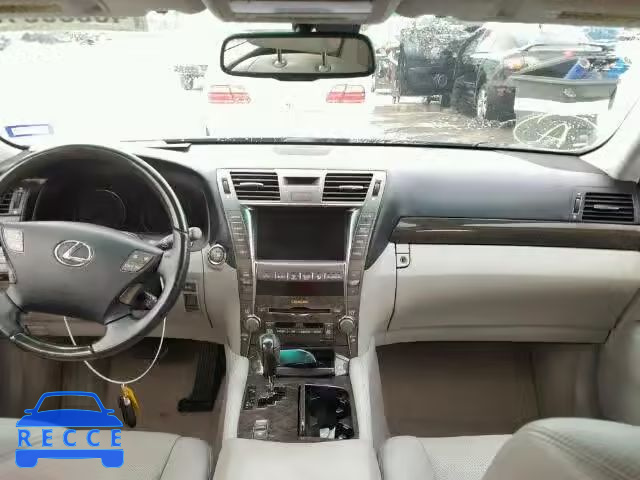 2007 LEXUS LS 460L JTHGL46F175010296 зображення 8