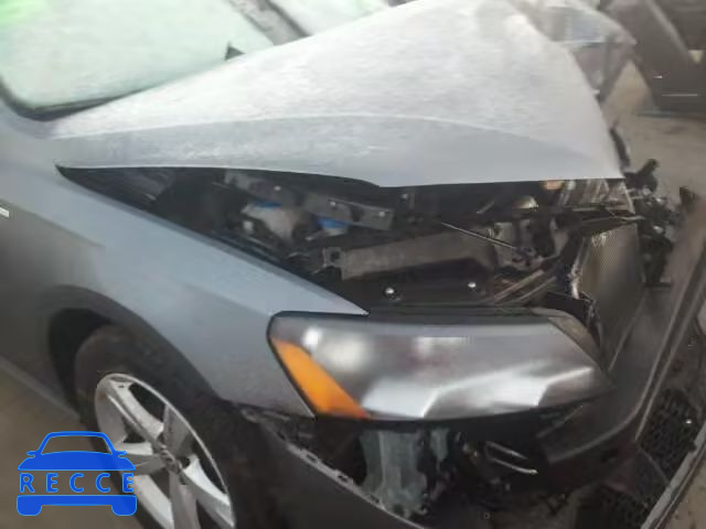 2014 VOLKSWAGEN PASSAT S 1VWAT7A30EC044984 зображення 9
