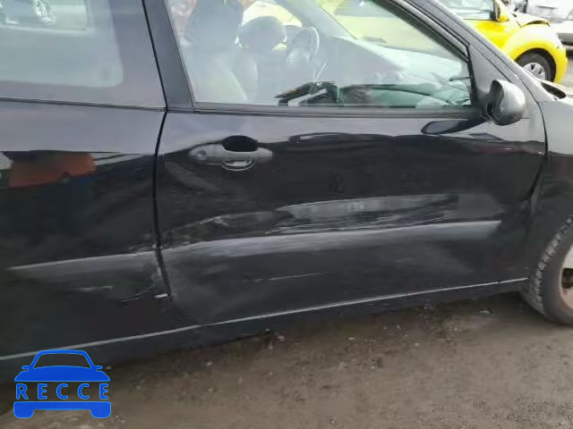 2004 FORD FOCUS ZX3 3FAFP31Z14R111009 image 9