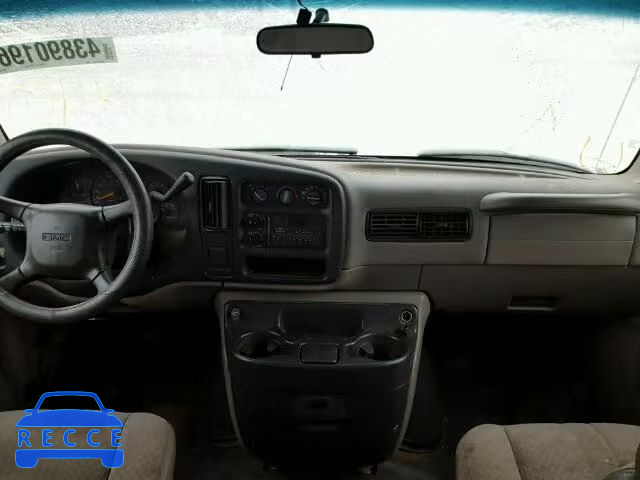 2000 GMC SAVANA G25 1GTFG25M5Y1902257 image 8