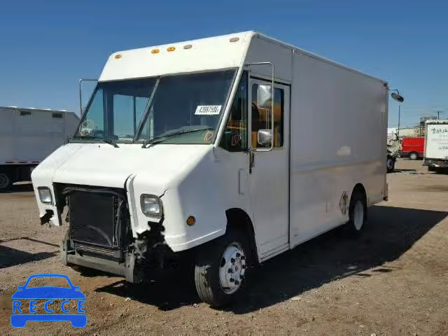 2000 FREIGHTLINER M LINE WAL 4UZA4FF48YCF80869 Bild 1