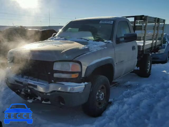 2003 GMC SIERRA C25 1GDHC24U13E135705 image 1