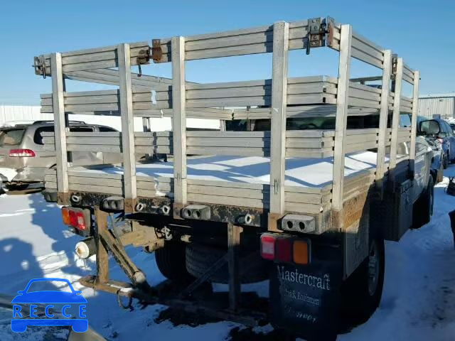 2003 GMC SIERRA C25 1GDHC24U13E135705 image 3