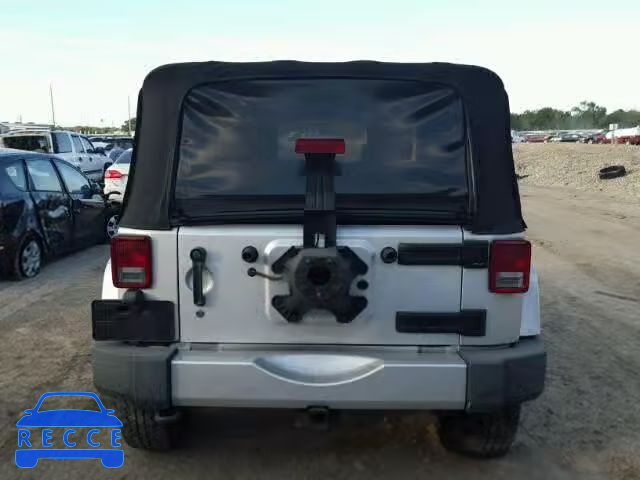 2010 JEEP WRANGLER S 1J4AA5D1XAL126314 image 9