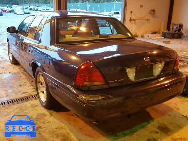 2002 FORD CROWN VICT 2FAFP74W42X117538 зображення 2