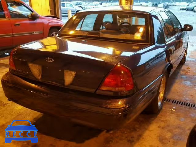 2002 FORD CROWN VICT 2FAFP74W42X117538 image 3