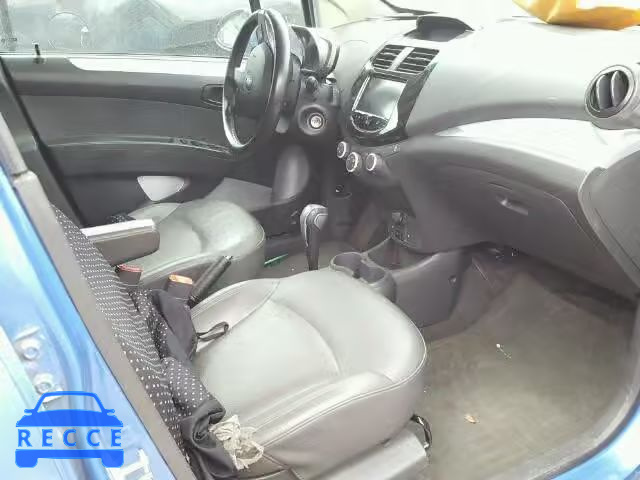 2013 CHEVROLET SPARK 2LT KL8CF6S99DC510614 зображення 4