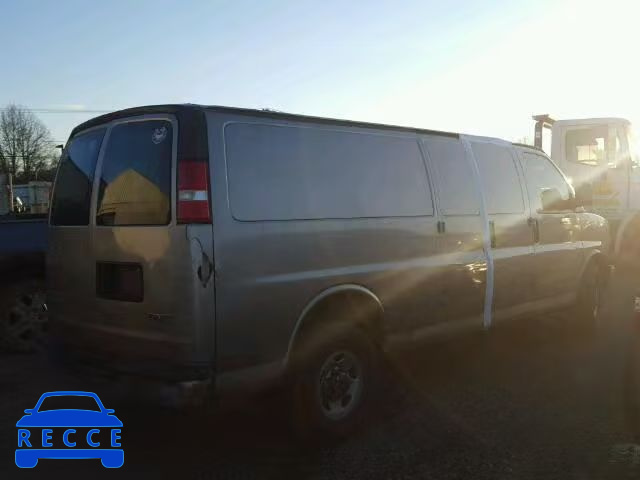 2004 GMC SAVANA G25 1GTGG29V741163619 image 3