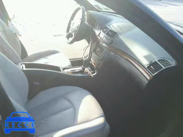 2008 MERCEDES-BENZ E550 WDBUF72X38B355083 image 4