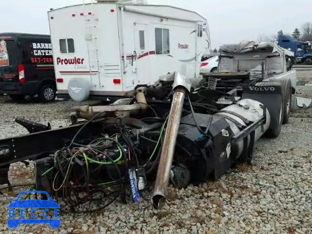 2012 VOLVO VNL 4V4NC9EH8CN550946 image 3