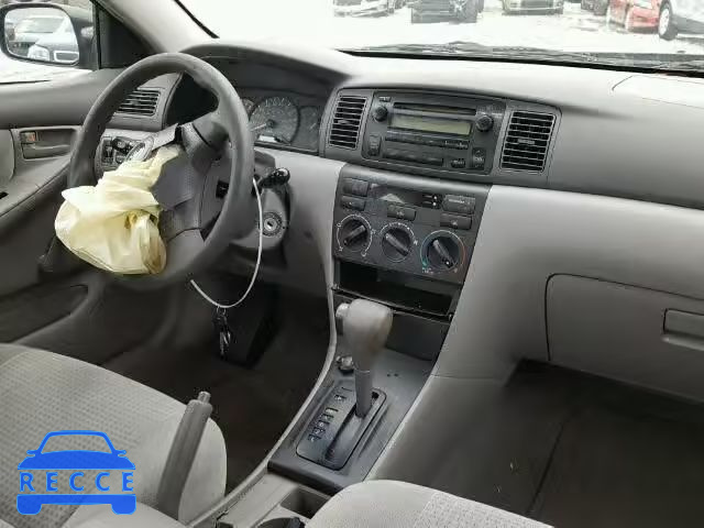 2005 TOYOTA COROLLA 1NXBR32E25Z496505 image 8