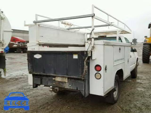 2000 CHEVROLET C3500 1GBGC34R8YF500839 image 3