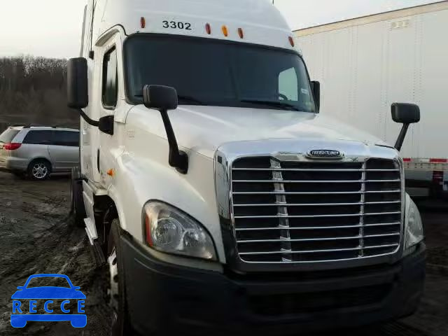 2013 FREIGHTLINER CASCADIA 1 3AKJGLDR1DSFE3609 image 0