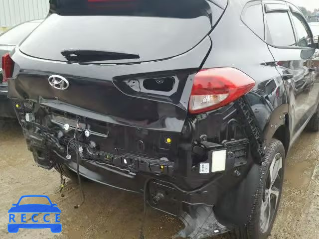 2017 HYUNDAI TUCSON LIM KM8J33A2XHU285397 image 9