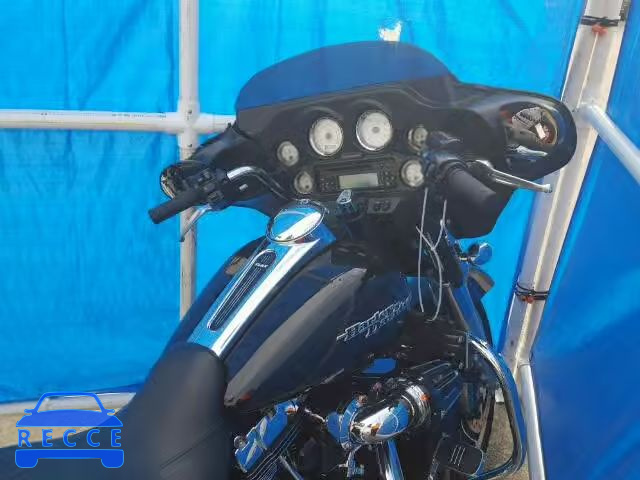 2013 HARLEY-DAVIDSON FLHX STREE 1HD1KBM33DB689362 image 4