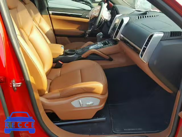 2017 PORSCHE CAYENNE WP1AA2A28HKA88498 image 4