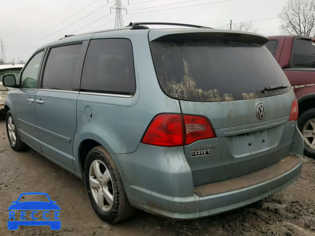 2010 VOLKSWAGEN ROUTAN SEL 2V4RW6DX6AR295490 image 2