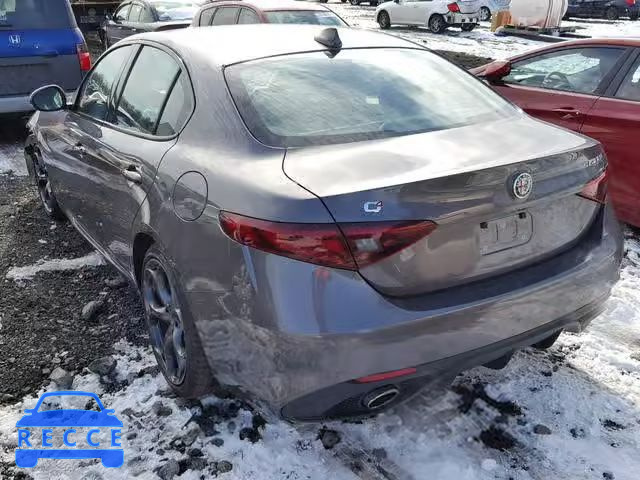 2017 ALFA ROMEO GIULIA TI ZARFAEENXH7529621 image 2