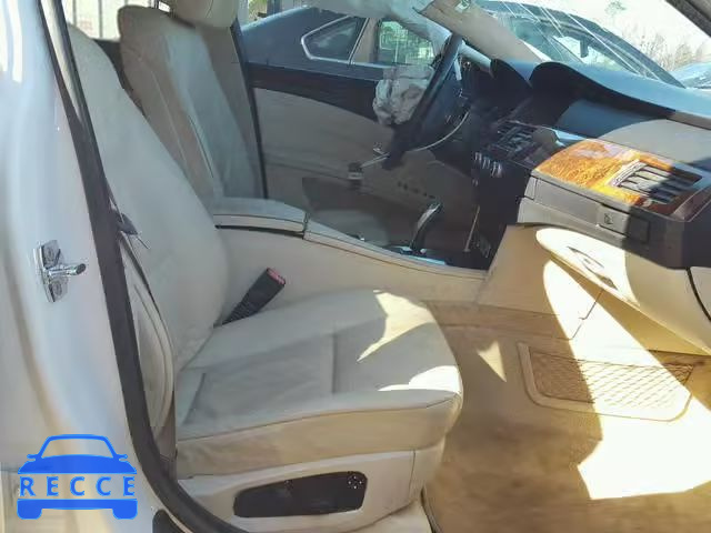 2009 BMW 528 I WBANU53559C123977 image 4