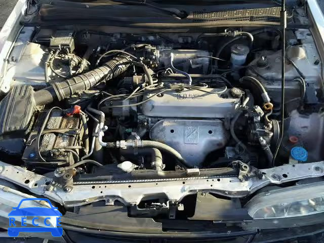 1996 HONDA ACCORD DX 1HGCD5687TA101872 зображення 6