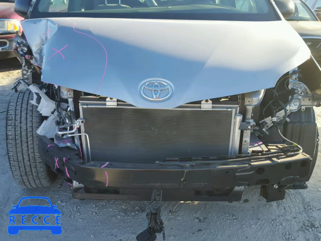 2017 TOYOTA SIENNA BAS 5TDZZ3DC7HS821625 зображення 8