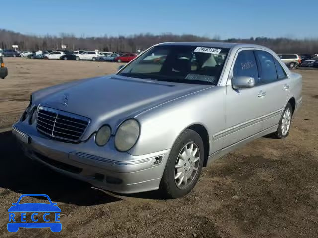 2001 MERCEDES-BENZ E 320 4MAT WDBJF82J81X061000 зображення 1