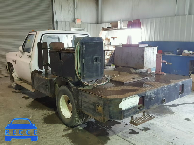 1986 CHEVROLET C30 1GBHC34W6GS160672 image 2