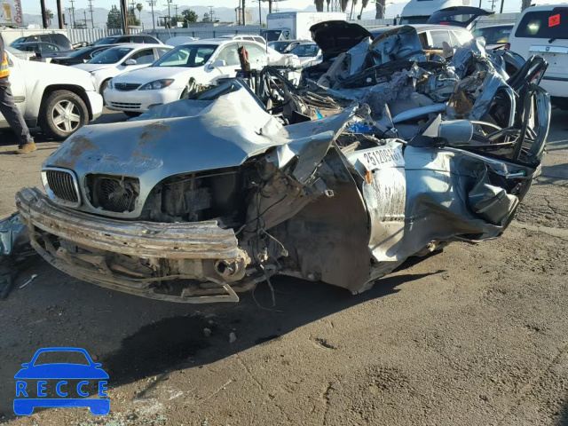 2005 BMW 325 IT WBAEN33475PC13811 image 1