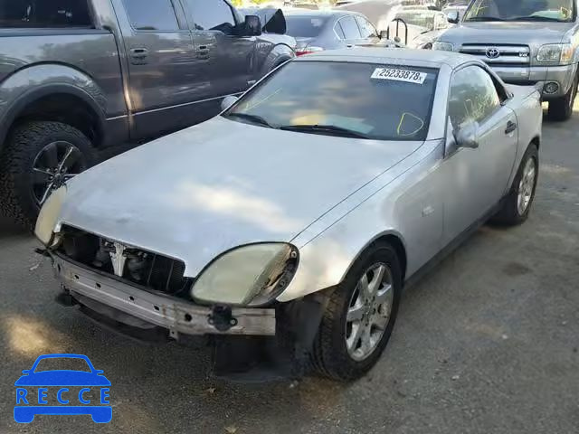 2000 MERCEDES-BENZ SLK 230 KO WDBKK47F3YF152012 зображення 1