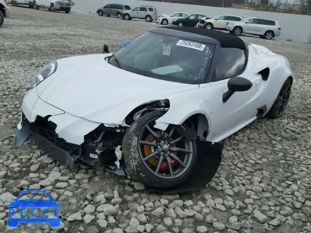 2016 ALFA ROMEO 4C SPIDER ZARBAAB40GM171674 Bild 1