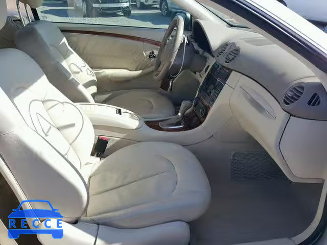 2007 MERCEDES-BENZ CLK 550 WDBTJ72H57F213540 image 4