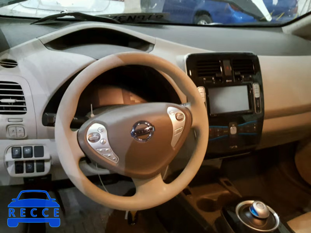 2011 NISSAN LEAF SV JN1AZ0CP0BT008056 image 8