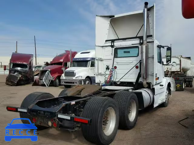 2006 VOLVO VN VNL 4V4NC9GHX6N426727 image 3