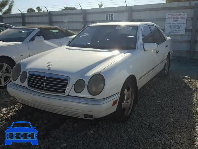 1999 MERCEDES-BENZ E 300TD WDBJF25H7XA839093 image 1