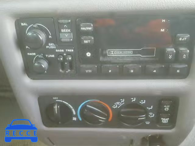 1995 CHRYSLER NEW YORKER 2C3HC46F8SH613645 image 8