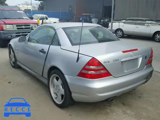 2000 MERCEDES-BENZ SLK 230 KO WDBKK47F5YF144820 image 2