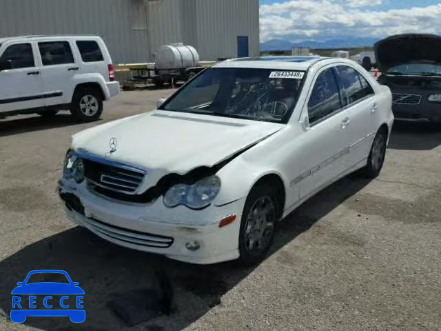 2005 MERCEDES-BENZ C 240 WDBRF61J25F650189 Bild 1