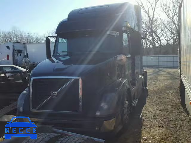 2010 VOLVO VN VNL 4V4NC9EJ1AN291863 image 1