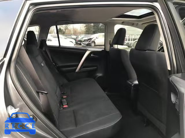 2016 TOYOTA RAV4 HV XL JTMRJREV5GD033169 image 5