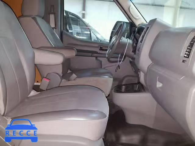 2016 NISSAN NV 1500 S 1N6BF0KM1GN800503 image 4